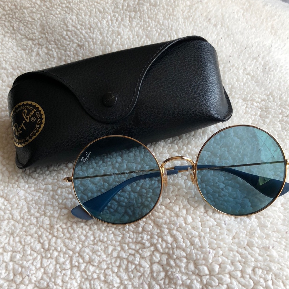 AUTHENTIC Ray-Ban Ja-Jo Light Blue with Case